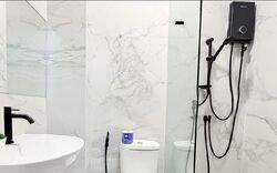 JK Building (D21), Apartment #577772101
